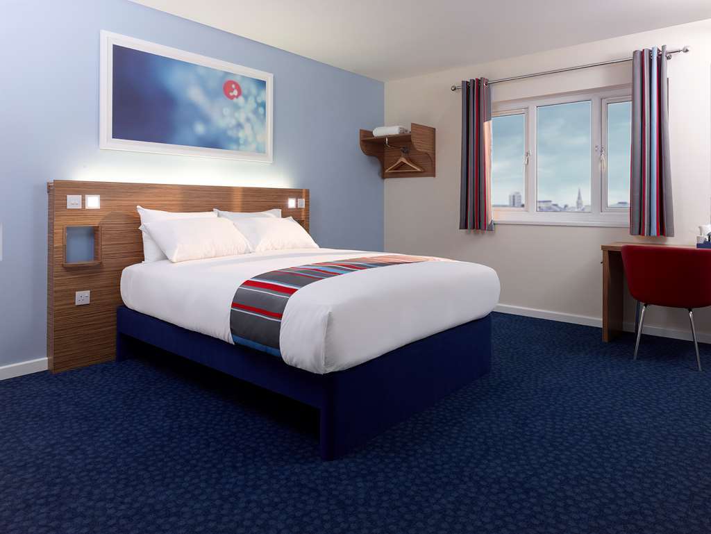 Travelodge Nuneaton Bedworth Стая снимка